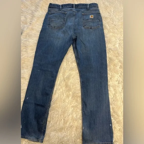 Carhartt Men’s Relaxed Fit Distressed Jeans. Size 38 - Picture 6 of 7